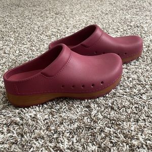 Dansko Kane Clogs in red